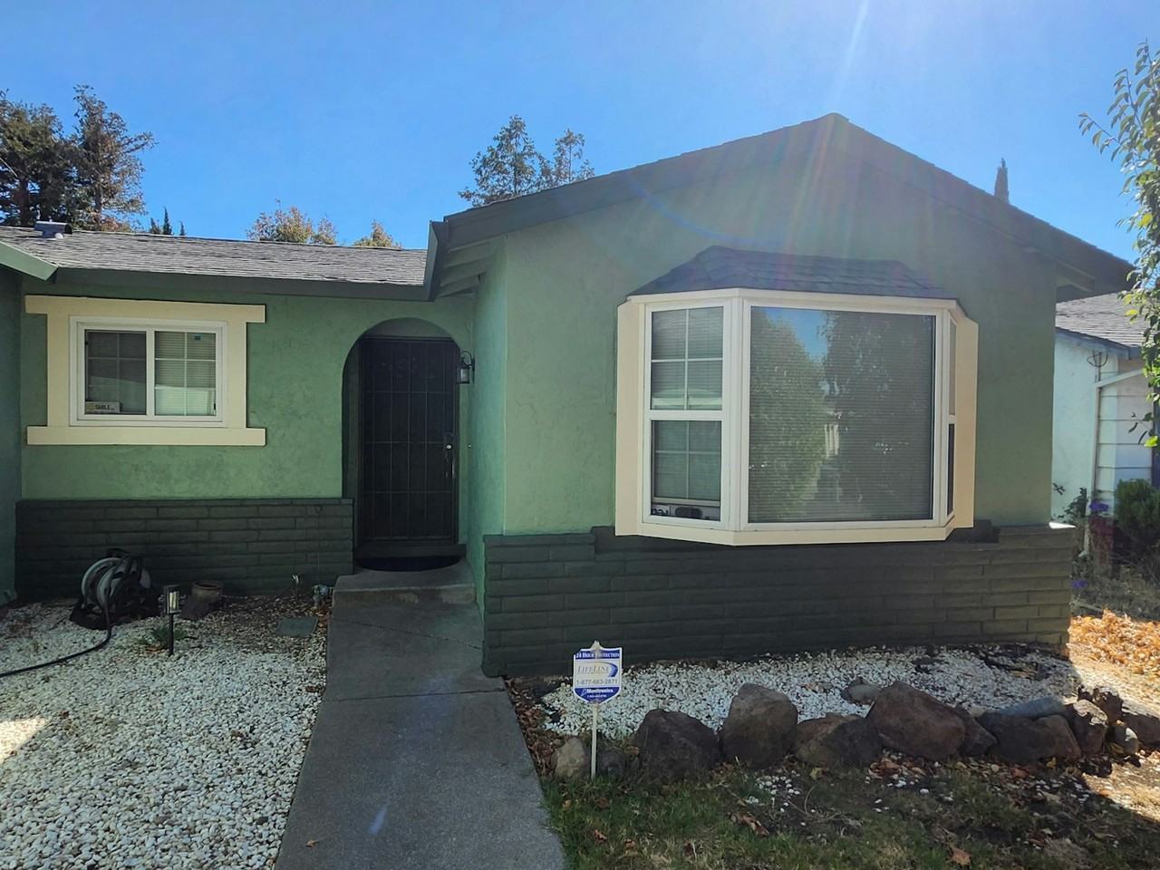 85 Coral Lane - Photo 6 of 11