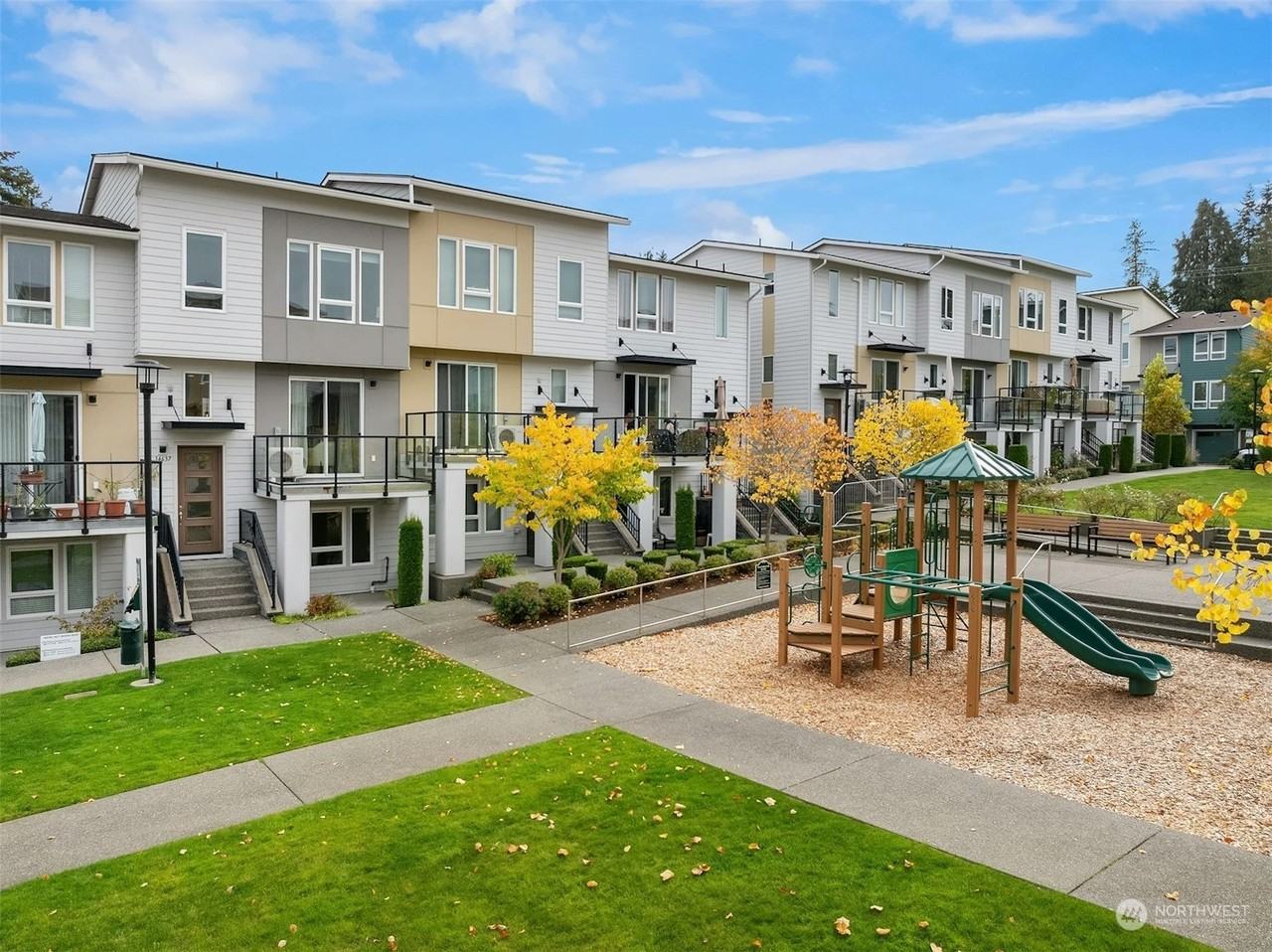 14627 36th Ct NE, Unit 20 - Photo 3 of 14