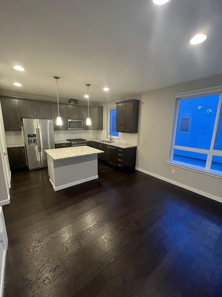 14627 36th Ct NE, Unit 20 - Photo 7 of 14