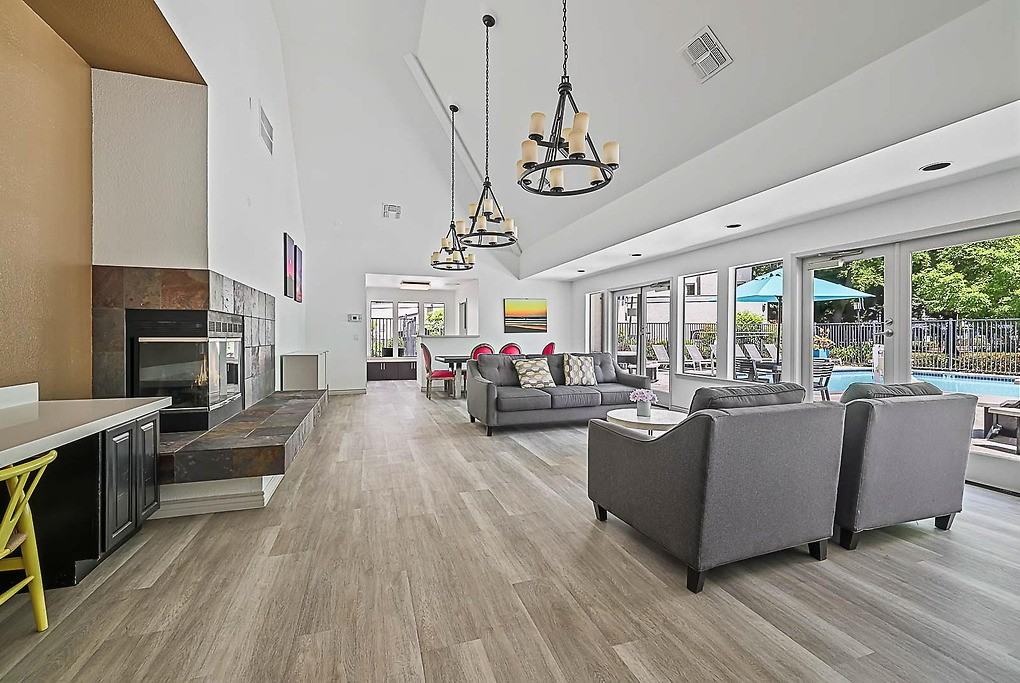 Verandas - Photo 4 of 35