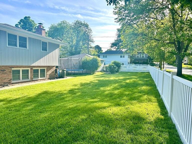 106 S Bruner St #NA - Photo 2 of 19