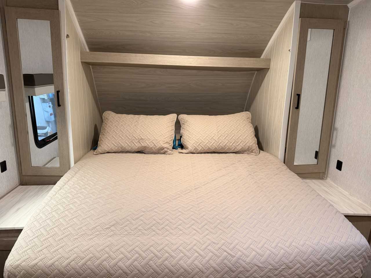 4245 Sw 20th St #NA - Photo 2 of 9