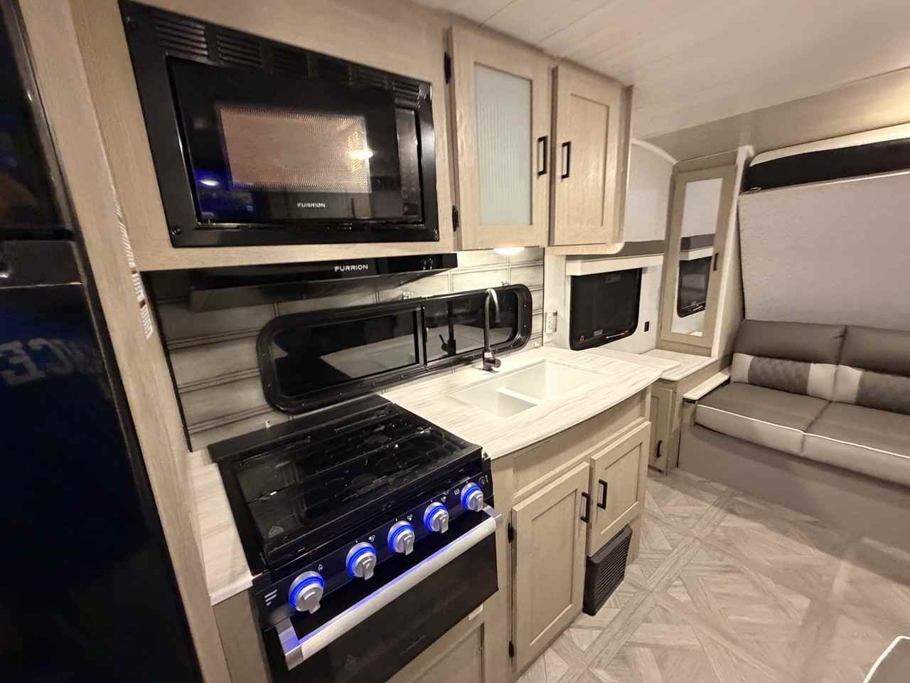 4245 Sw 20th St #NA - Photo 6 of 9