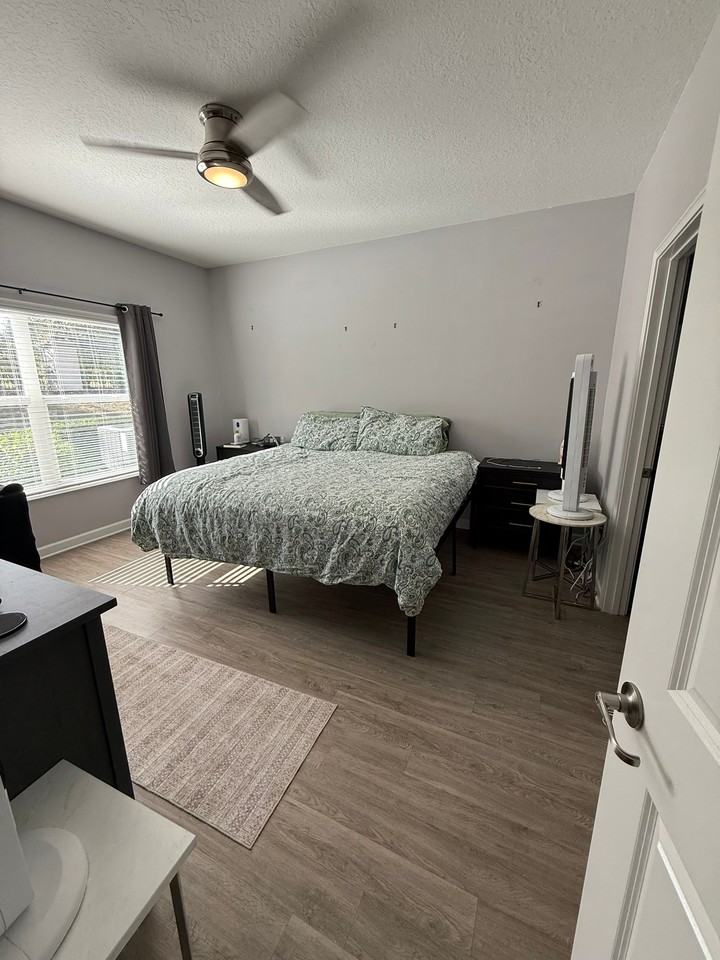 3542 Fairwaters Ct #E - Photo 4 of 9