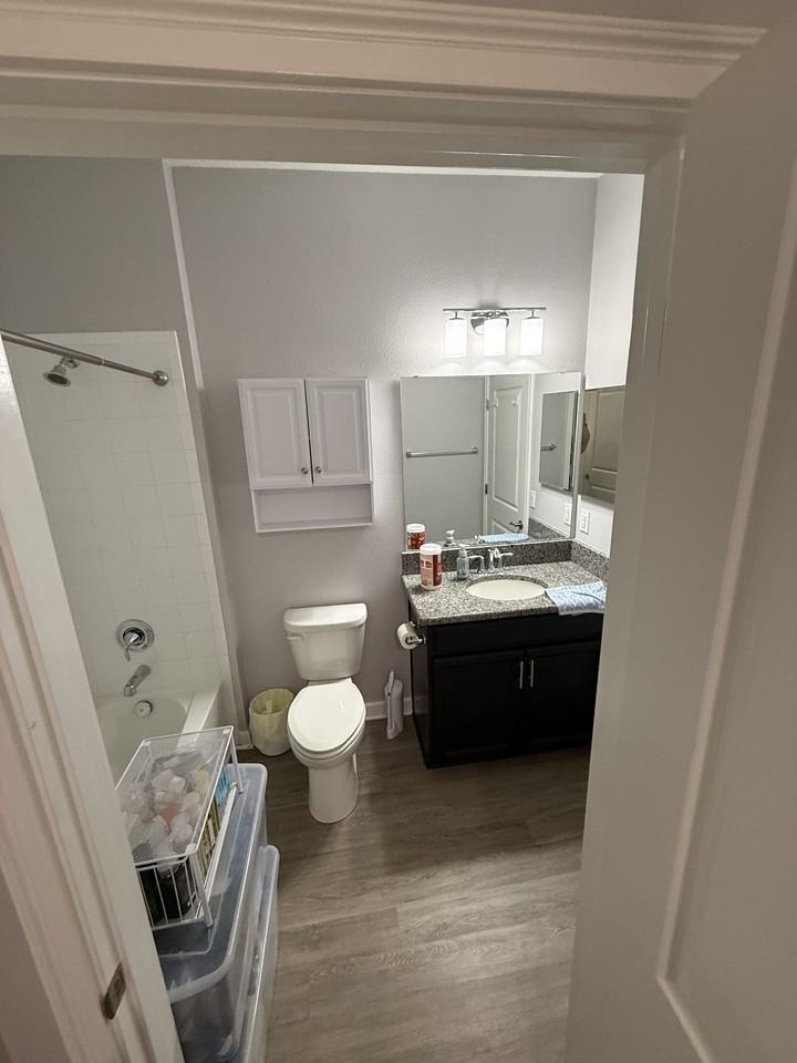 3542 Fairwaters Ct #E - Photo 7 of 9