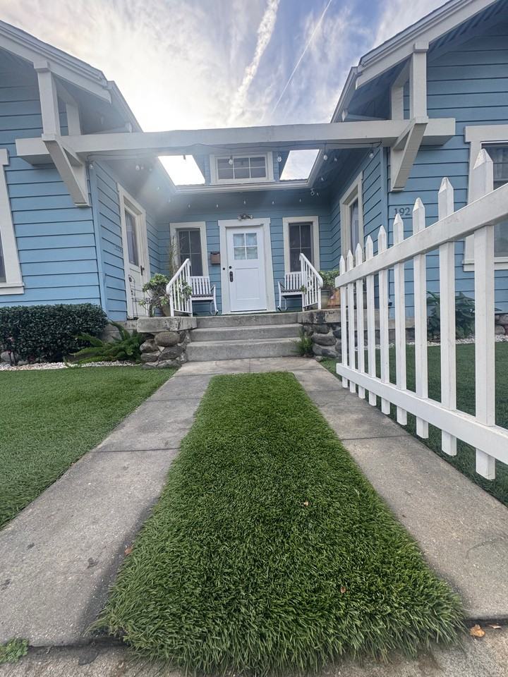 192 E Villa St #NA - Photo 2 of 12