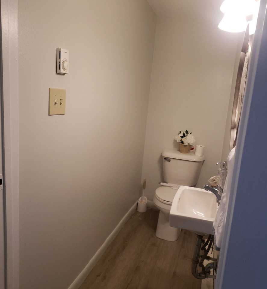 80 Wall St #A - Photo 4 of 15