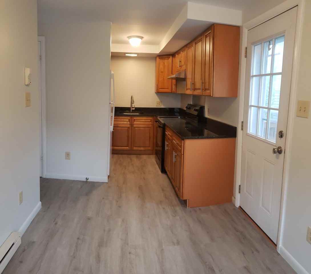 80 Wall St #A - Photo 6 of 15