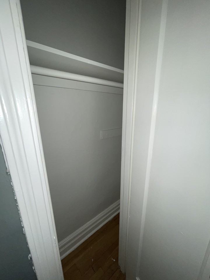 166 Jewett Ave #A4 - Photo 3 of 6