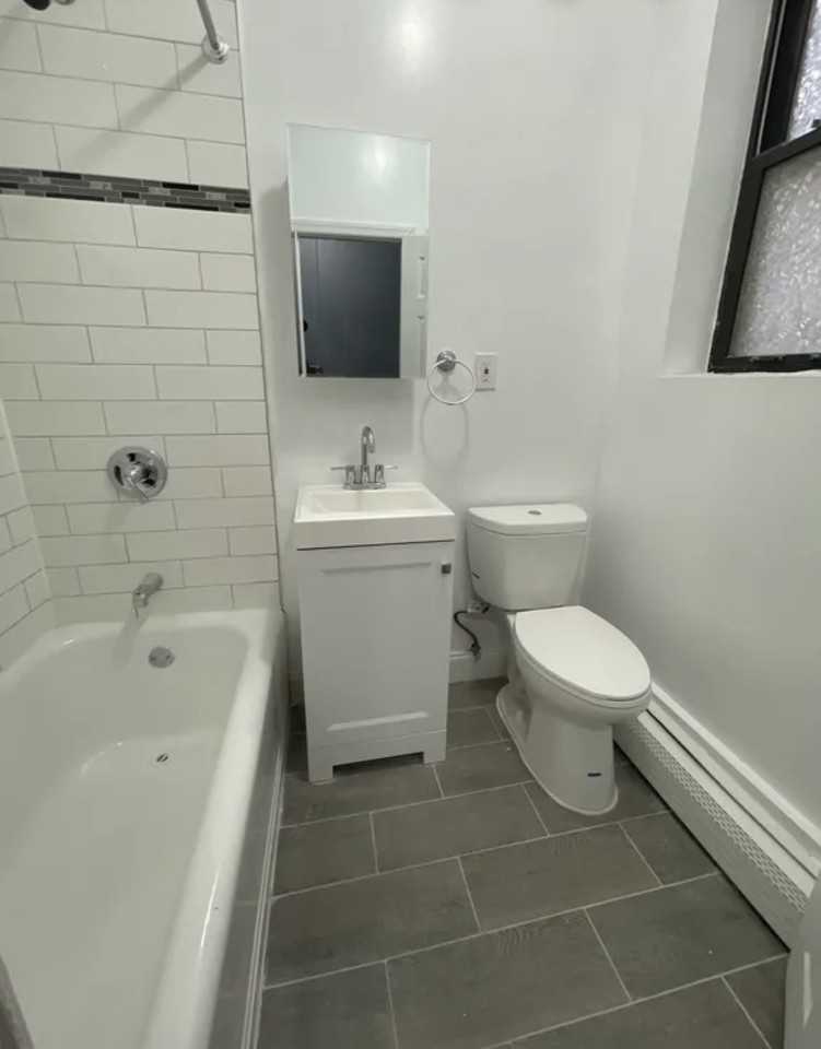 14 Kensington Ave #A2 - Photo 4 of 7