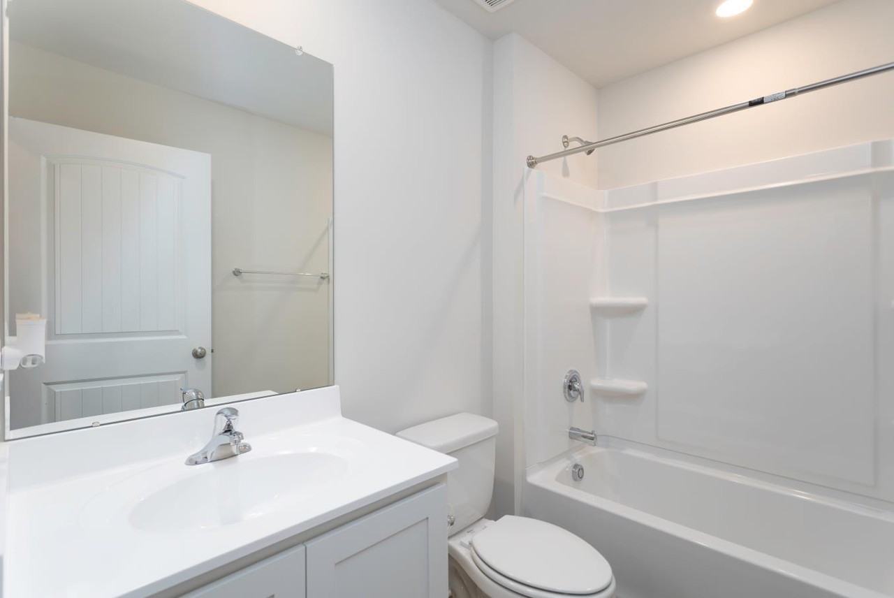 128 Julie Ln #128 - Photo 7 of 13