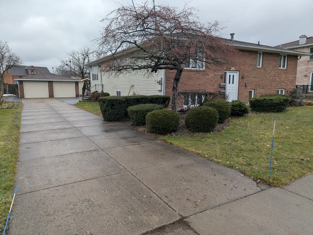 28 Mead St - Photo 2 of 7