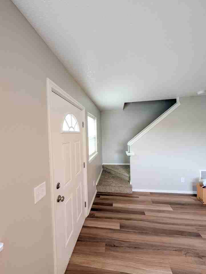 5623 Se 84th Ave #1 - Photo 5 of 29