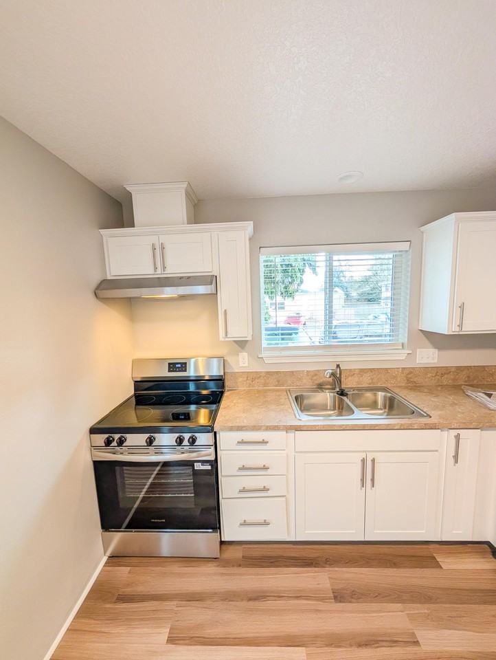 5623 Se 84th Ave #1 - Photo 7 of 29