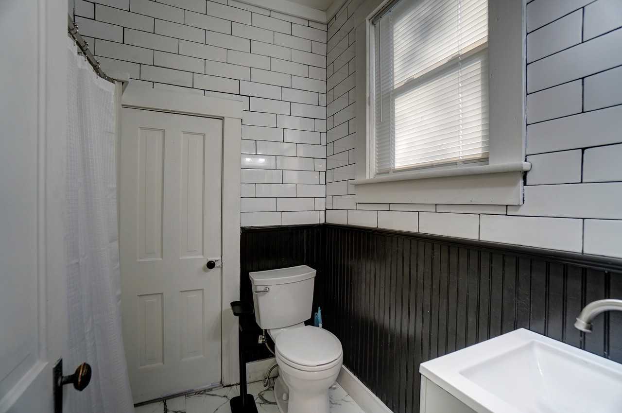 1117 W High St #NA - Photo 5 of 15