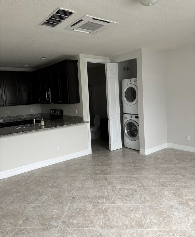 3353 E Mallory Blvd #NA - Photo 2 of 5