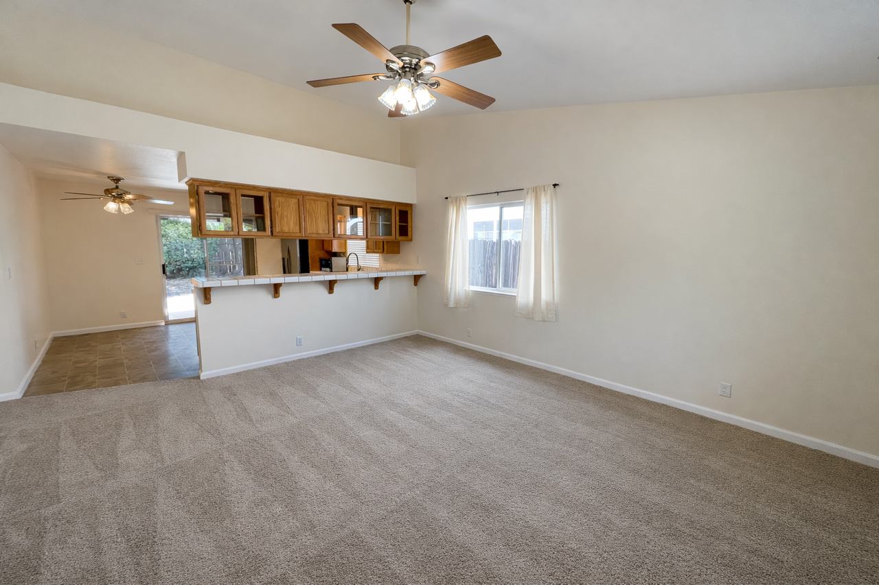 2123 Mansfield Ct #1 - Photo 2 of 10