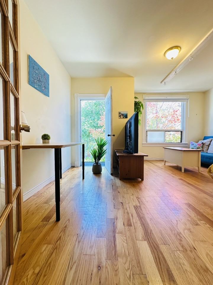 Margueretta St - Photo 3 of 11