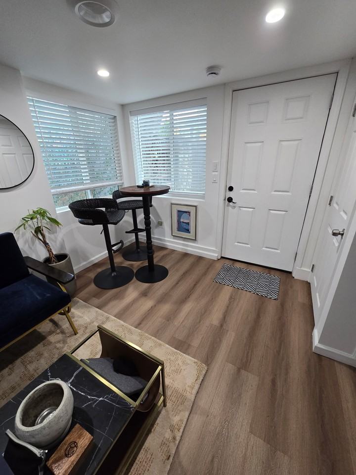 2009 Glenneyre St Unit B #NA - Photo 7 of 17