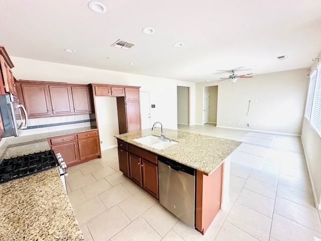 3862 Buckingham Ave #1 - Photo 3 of 13