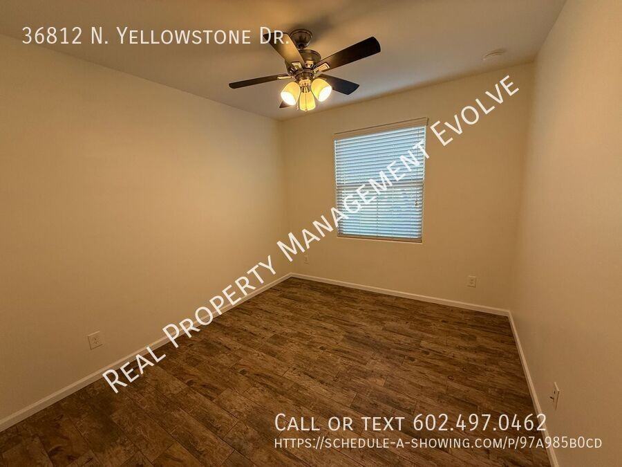 36812 N Yellowstone Dr - Photo 4 of 30