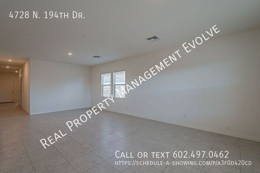 4728 N 194th Dr - Photo 4 of 26