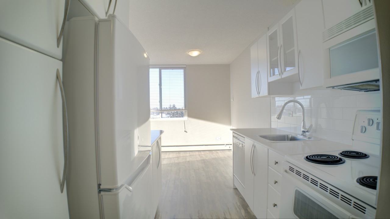 11147 Whyte Ave Nw #702