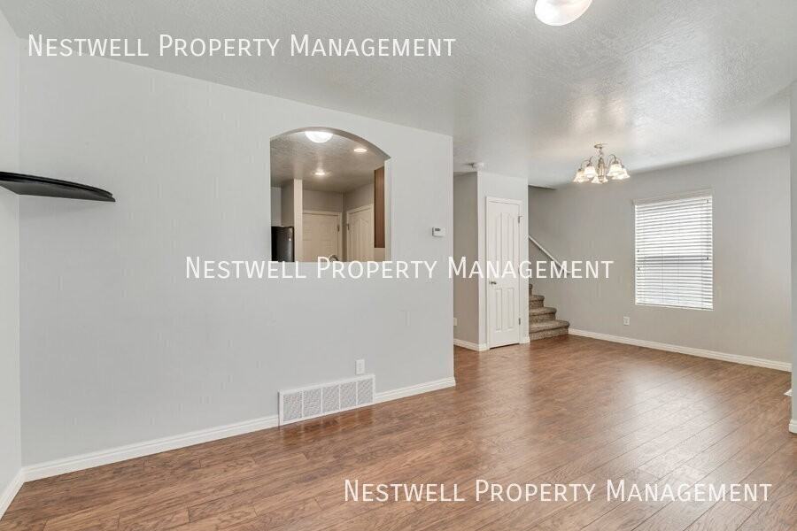 1805 E American Way #10 - Photo 4 of 18