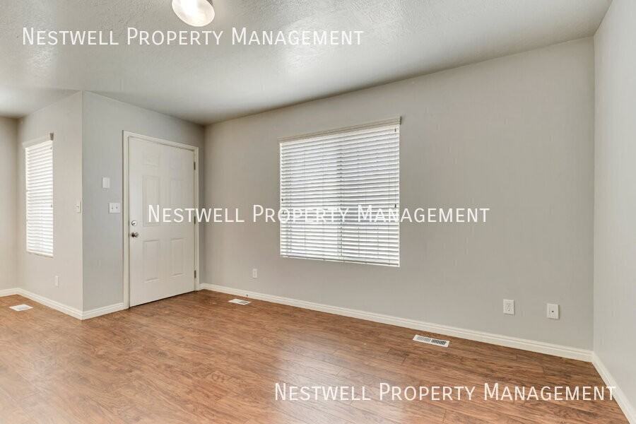 1805 E American Way #10 - Photo 5 of 18