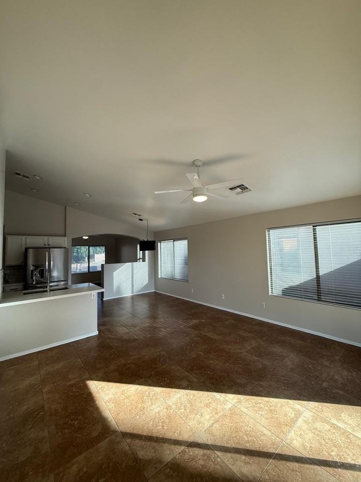 15843 W Madison St #NA - Photo 7 of 9