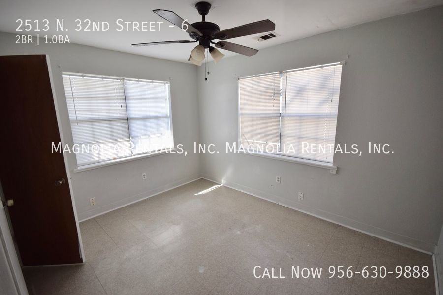 2513 N 32nd St #6 - Photo 6 of 8