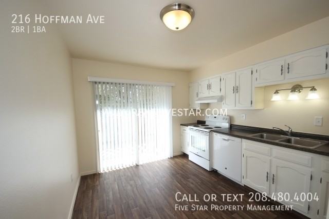 216 Hoffman Ave - Photo 5 of 10