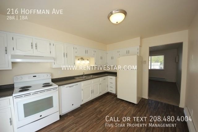 216 Hoffman Ave - Photo 6 of 10