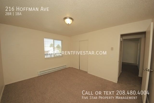 216 Hoffman Ave - Photo 7 of 10