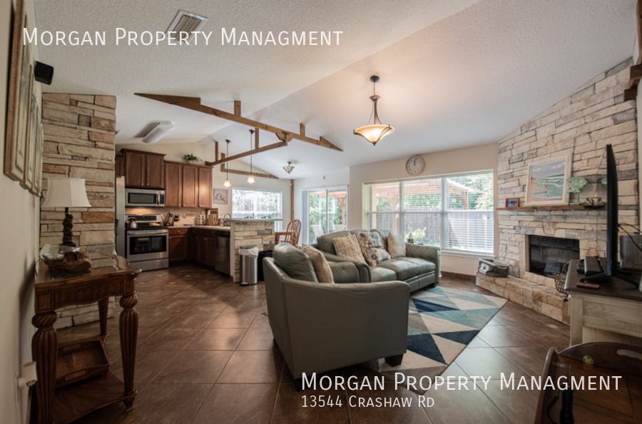 13544 Crashaw Rd - Photo 4 of 29