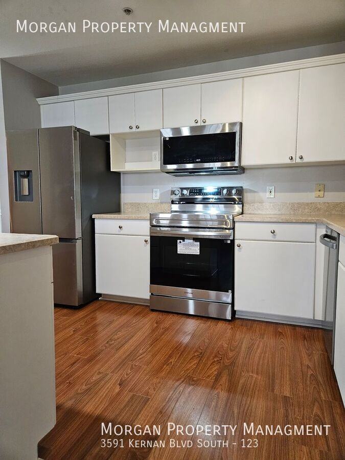 3591 Kernan Blvd S #123 - Photo 7 of 33