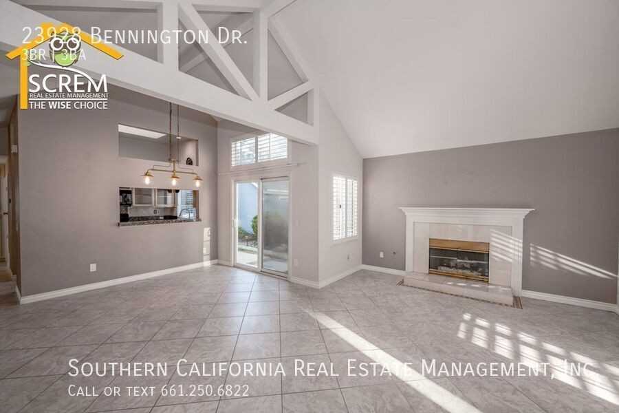 23928 Bennington Dr - Photo 4 of 26