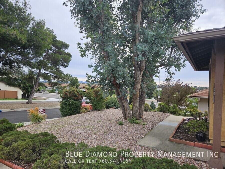 1615 Peacock Blvd - Photo 5 of 13