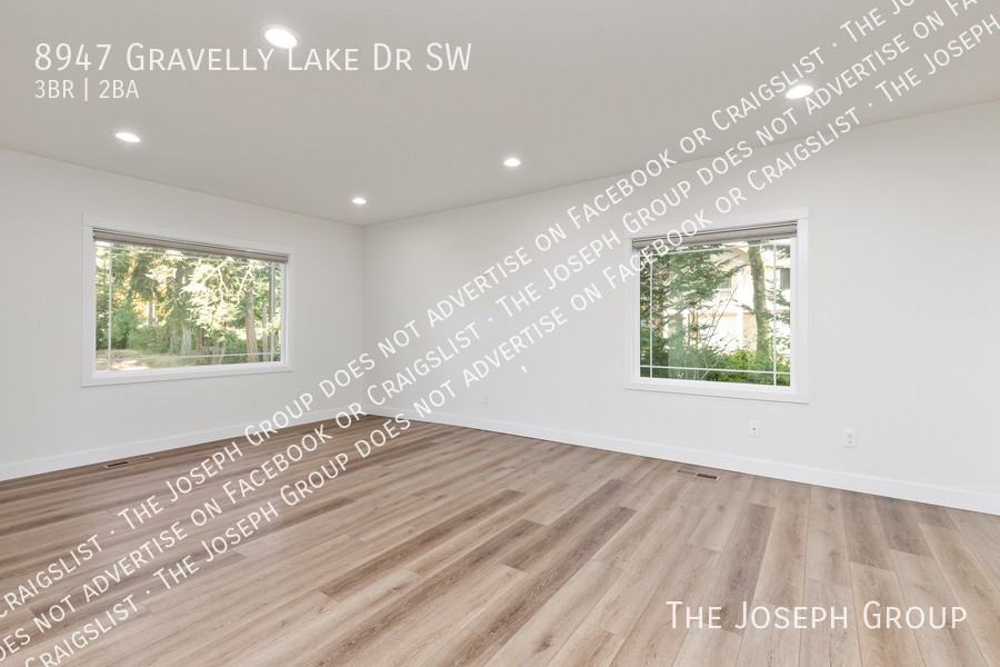 8947 Gravelly Lake Dr Sw - Photo 2 of 41