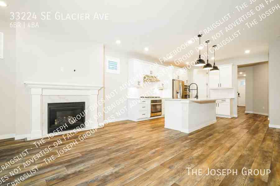 33224 Glacier Ave Se - Photo 3 of 28