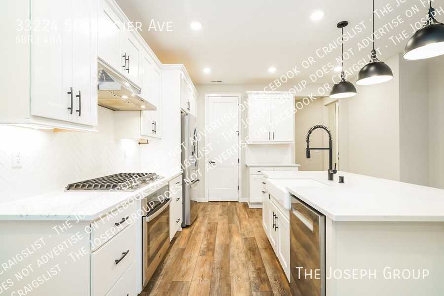 33224 Glacier Ave Se - Photo 5 of 28