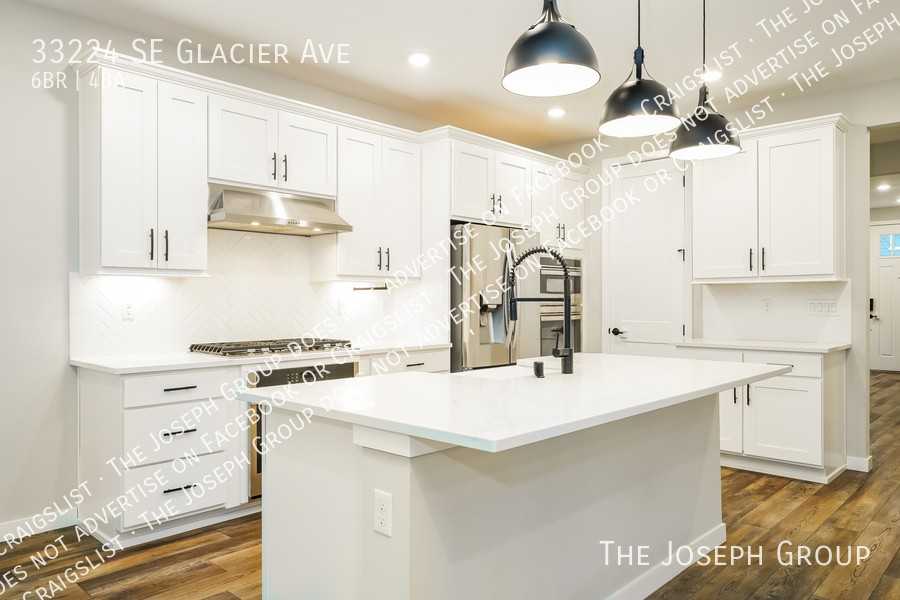 33224 Glacier Ave Se - Photo 6 of 28