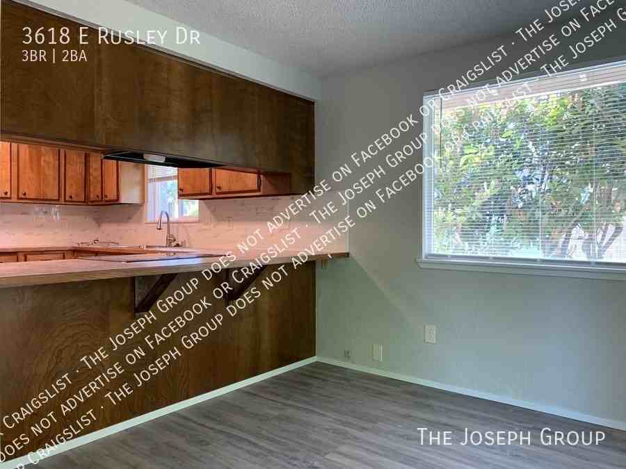 3618 E Rusley Dr - Photo 6 of 18