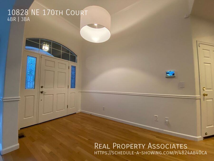 10828 170th Ct Ne - Photo 3 of 35