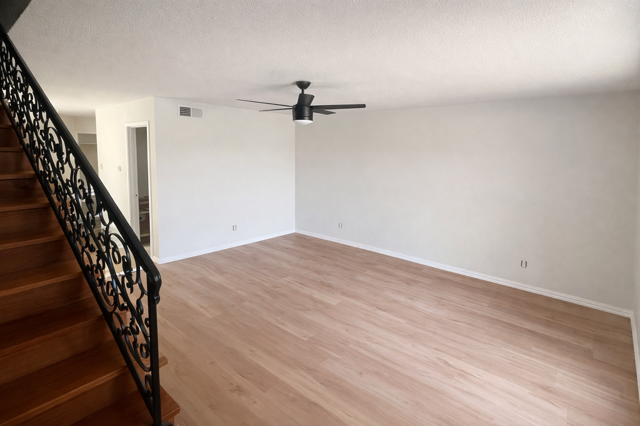 408 Carter Dr #B - Photo 2 of 10