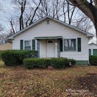 featured image of 1731 N Priscilla Ave