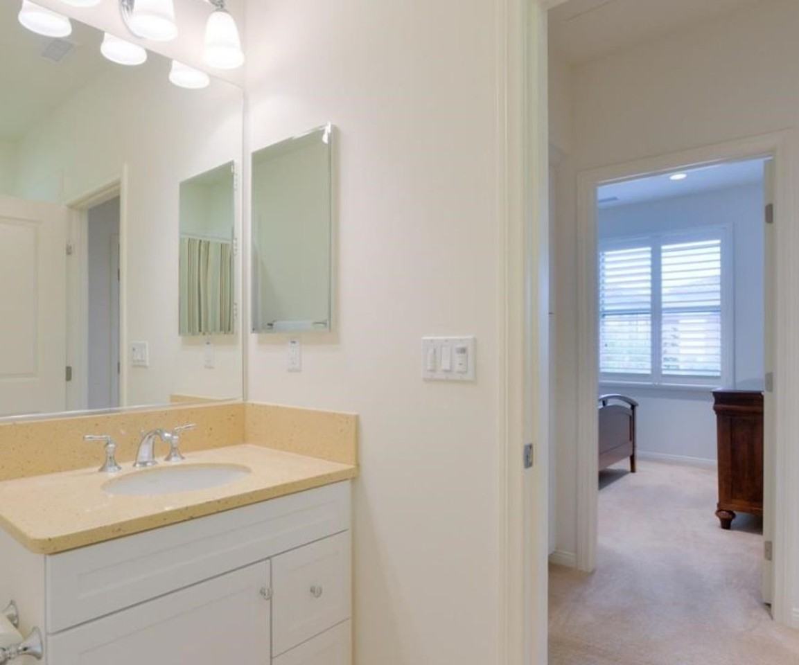 54 Kempton - Photo 5 of 15