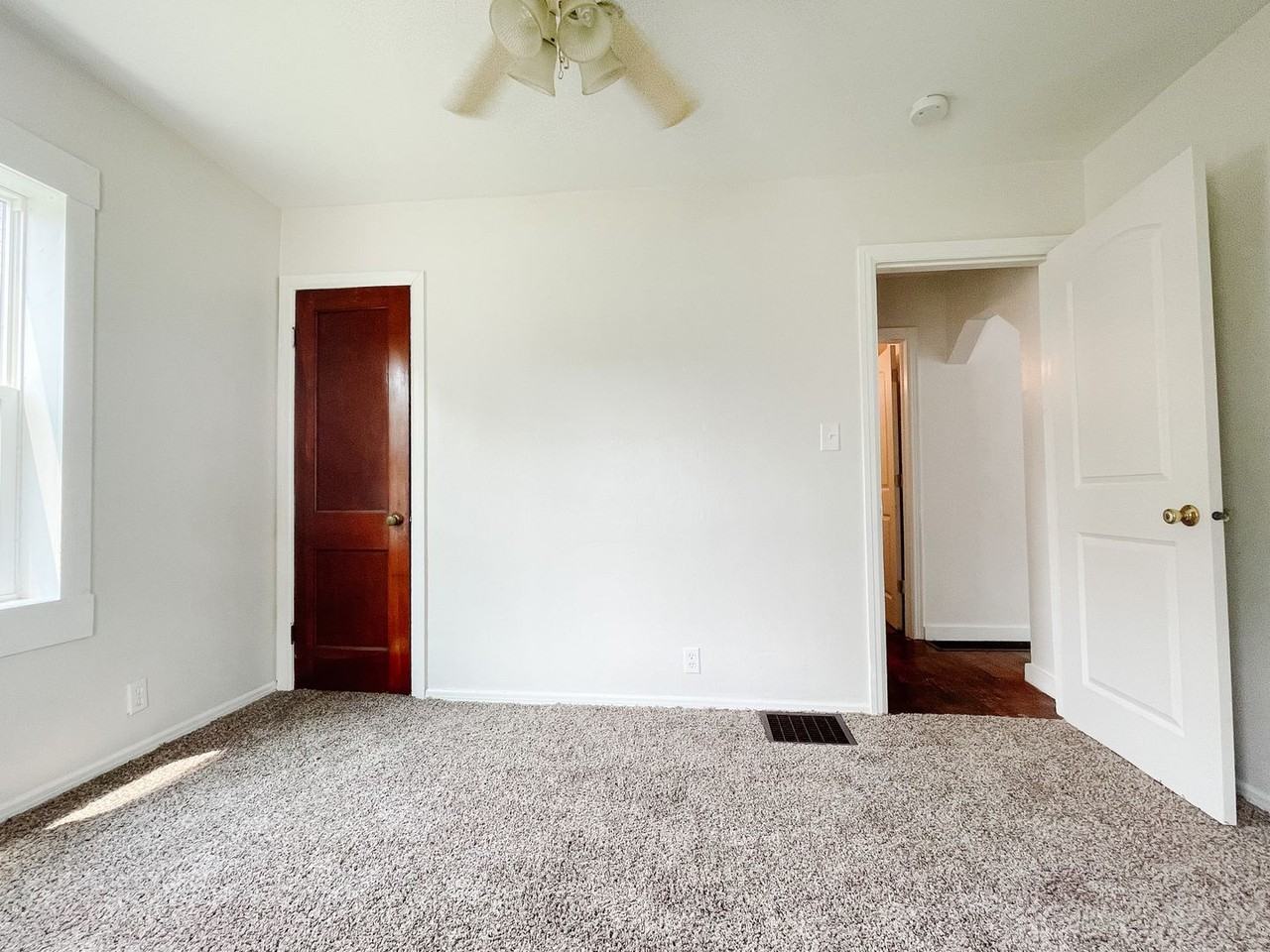 2320 Plum St - Photo 7 of 17