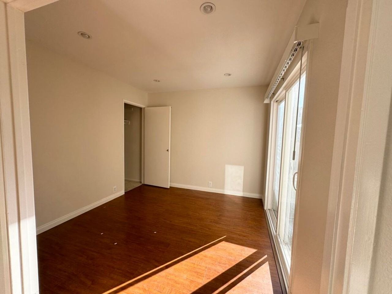 10885 Caravelle Pl - Photo 5 of 27