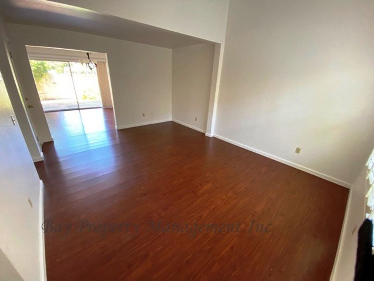 19220 Creekside Ln - Photo 3 of 16